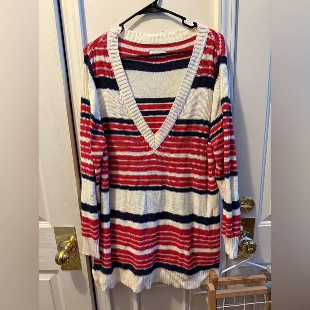 Avenue V Neck Sweater